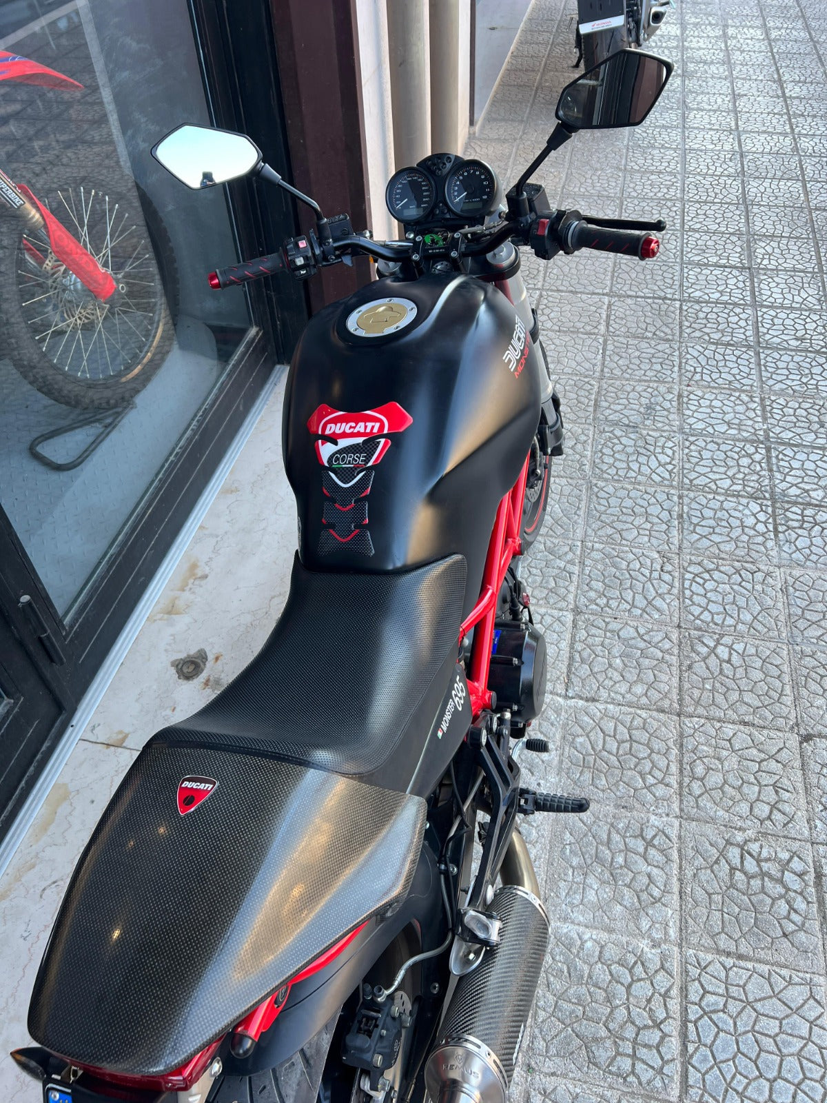 Ducati Monster 695 2007