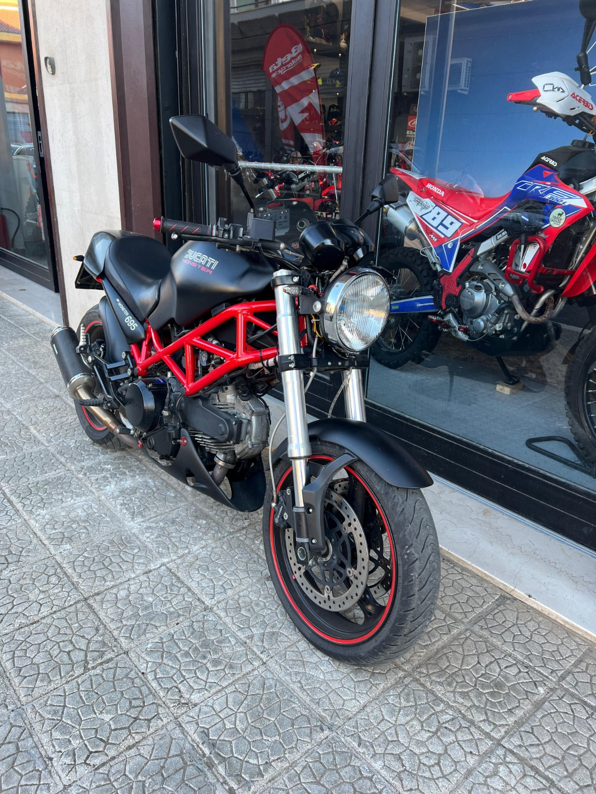 Ducati Monster 695 2007