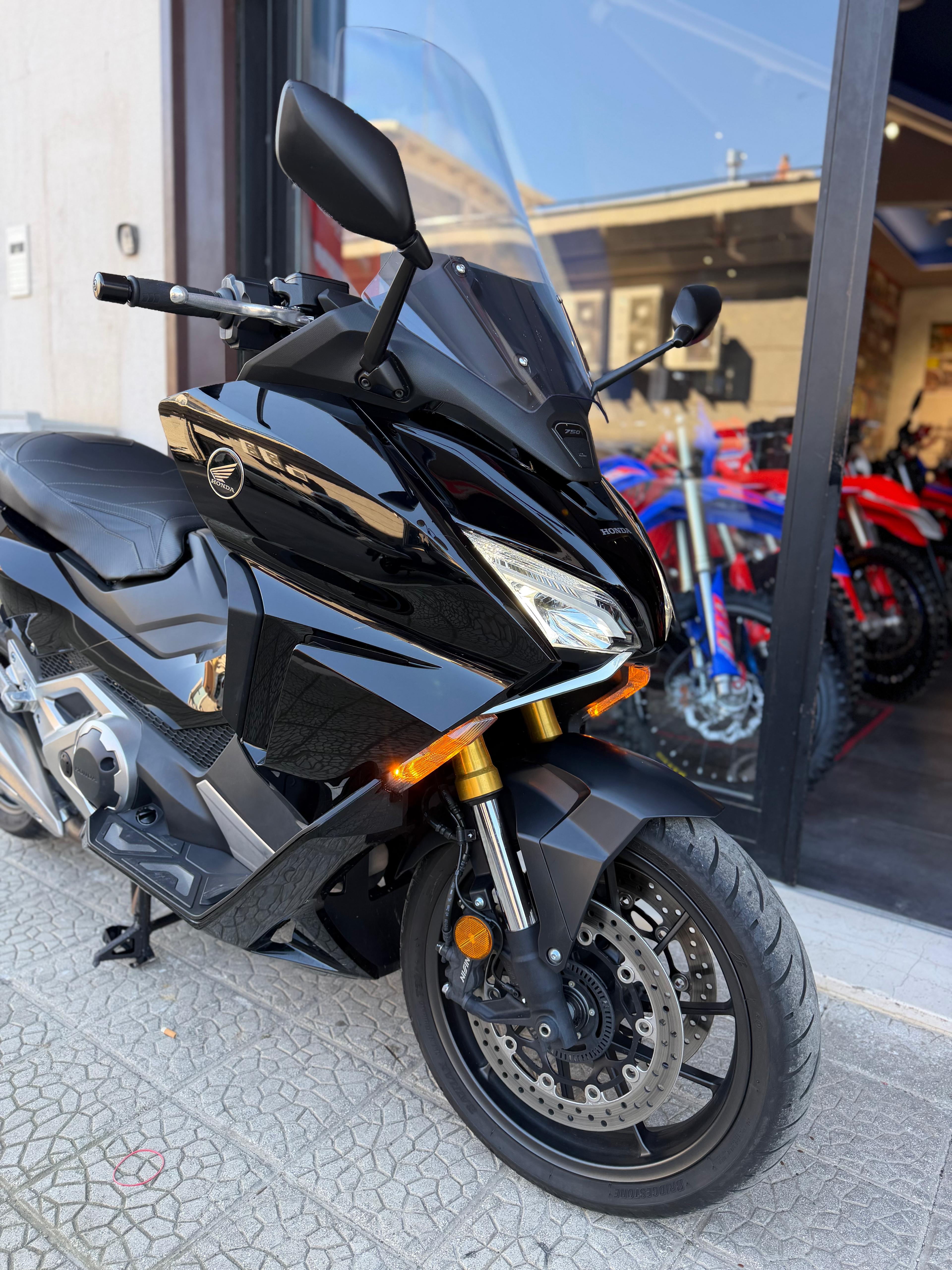 Honda Forza 750 (2021)