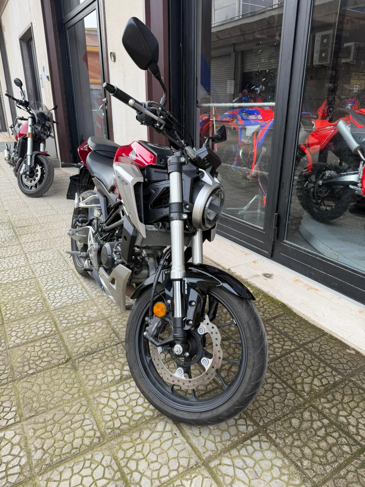 Honda CB 125 R 2018