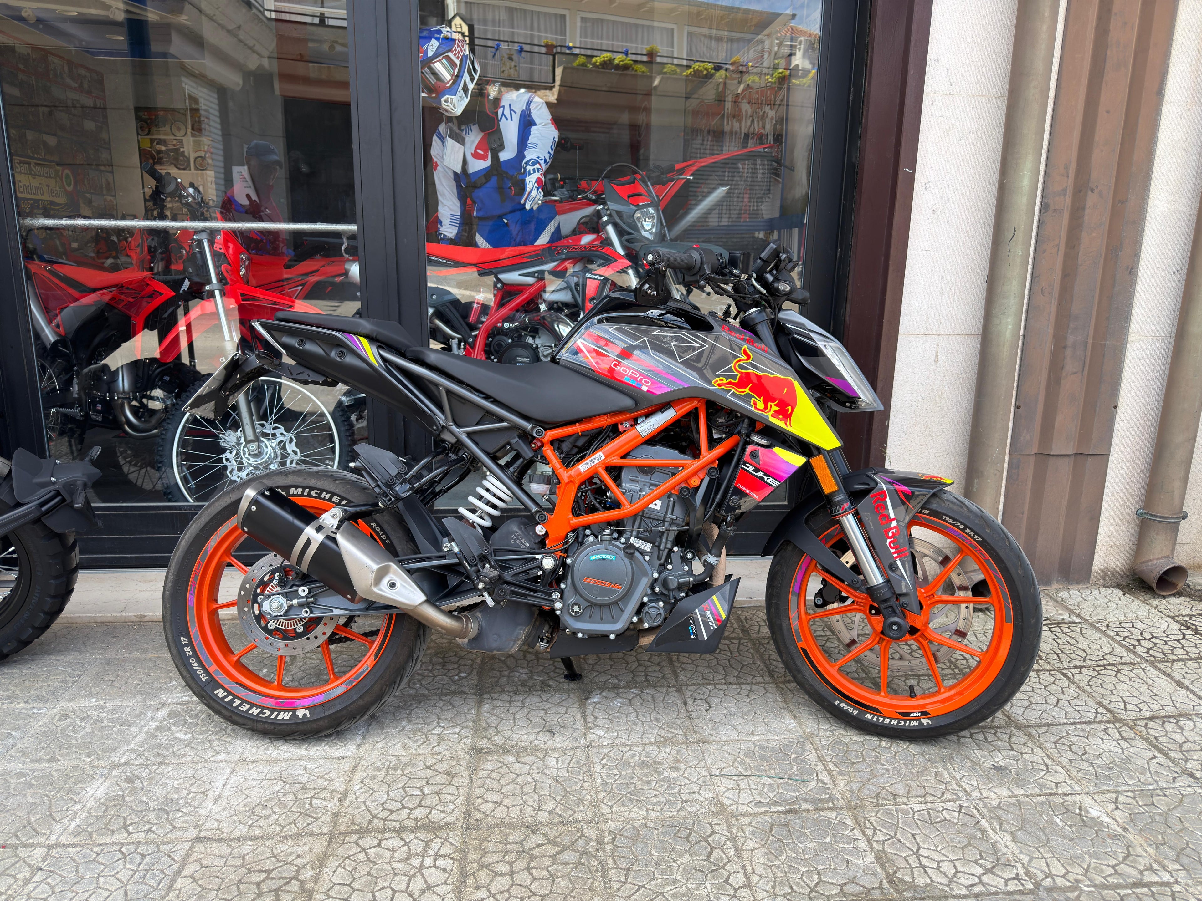 KTM 125 Duke 2024