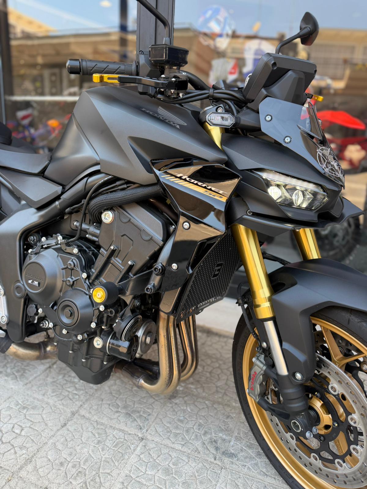 Honda Hornet 1000 SP 2025