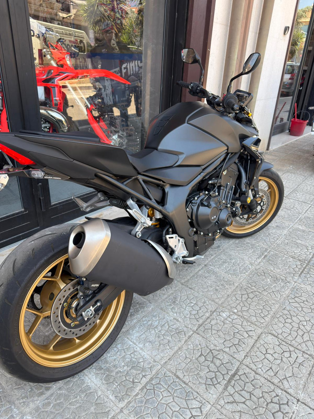 Honda Hornet 1000 SP 2025