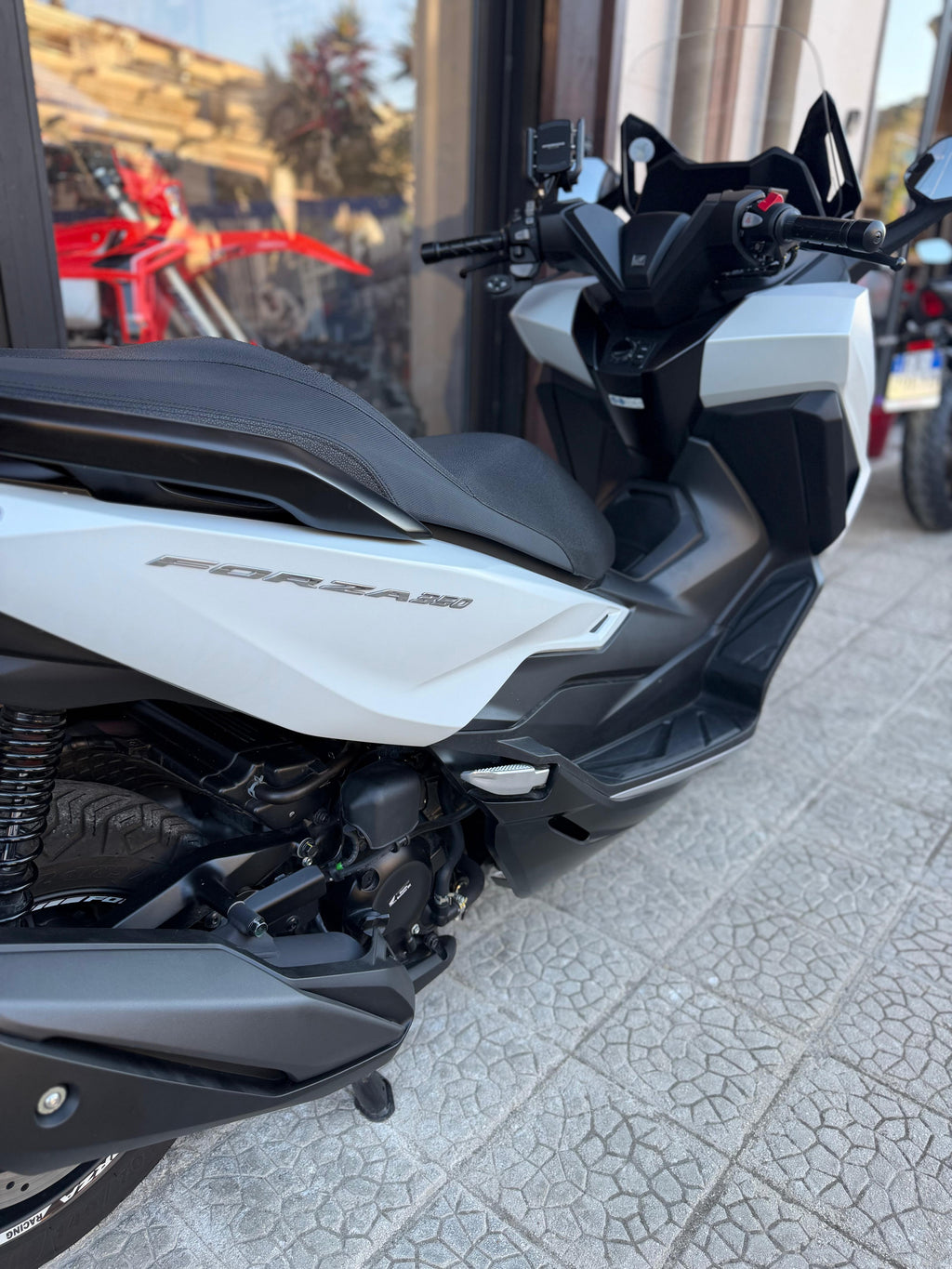 Honda Forza 350 2024