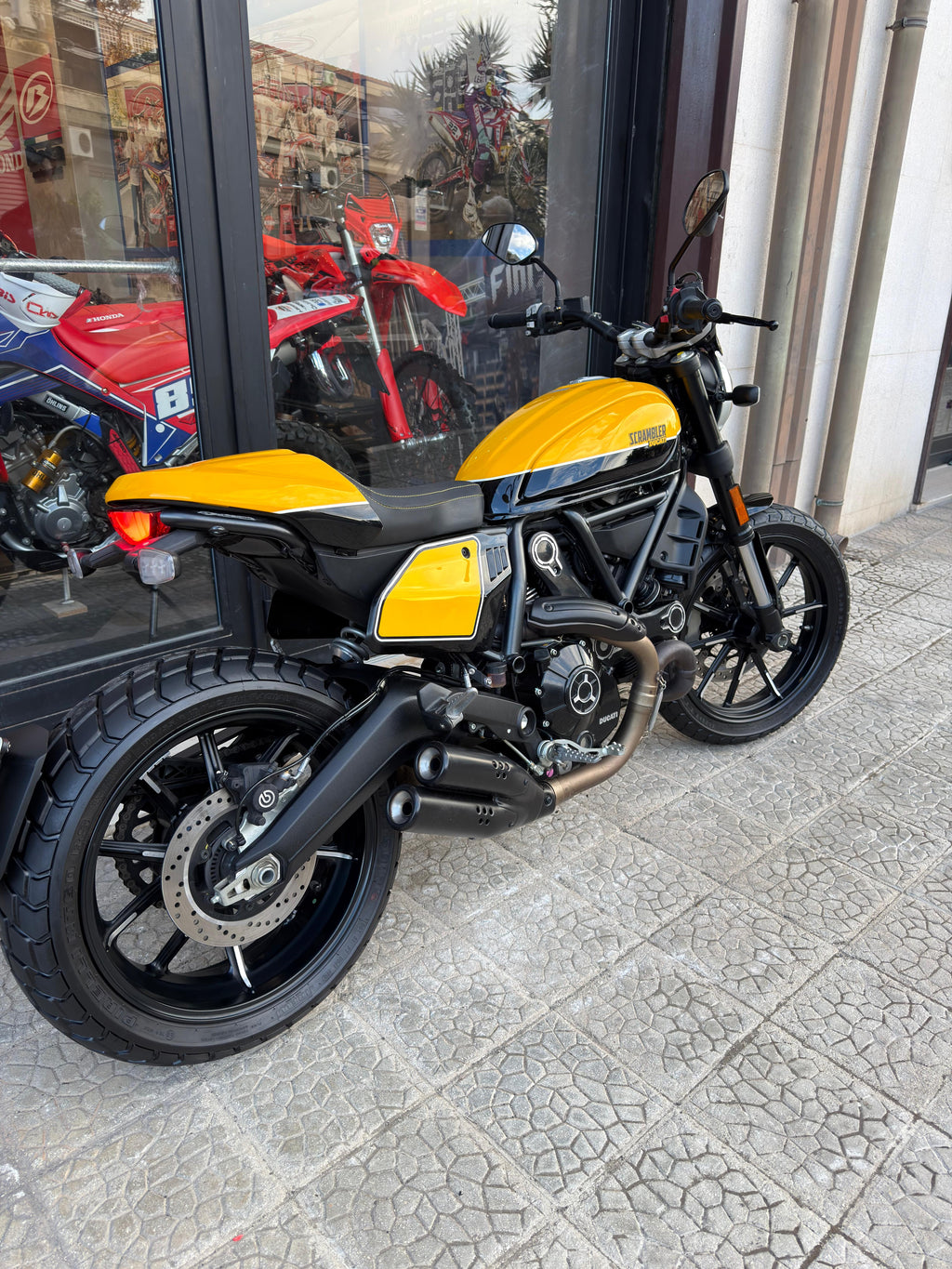 Ducati Scrambler 800 Full Throttle 2019