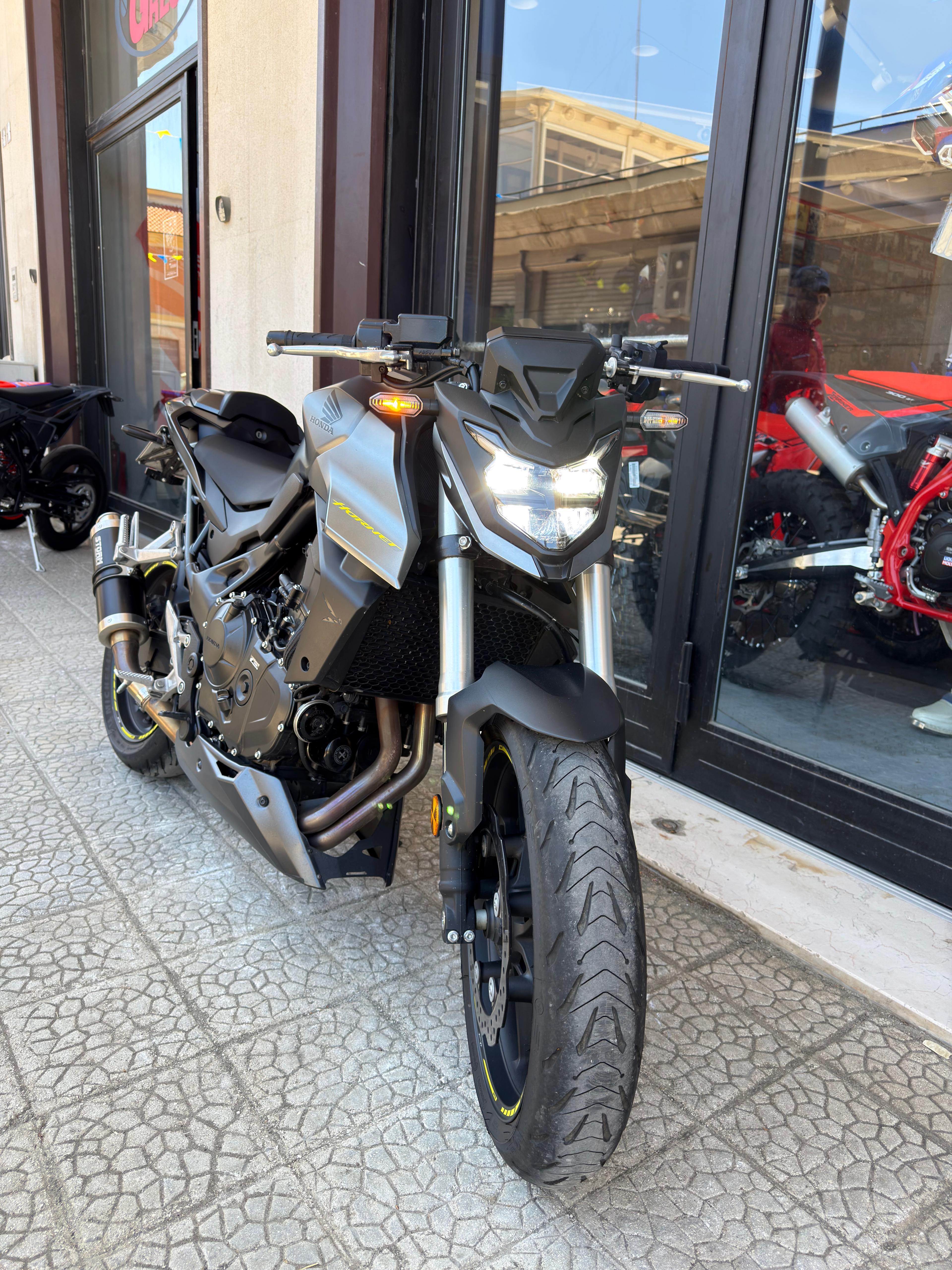Honda Hornet 750 2023