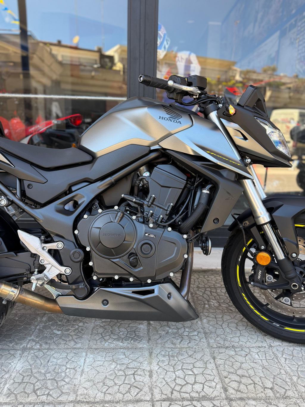 Honda Hornet 750 2023