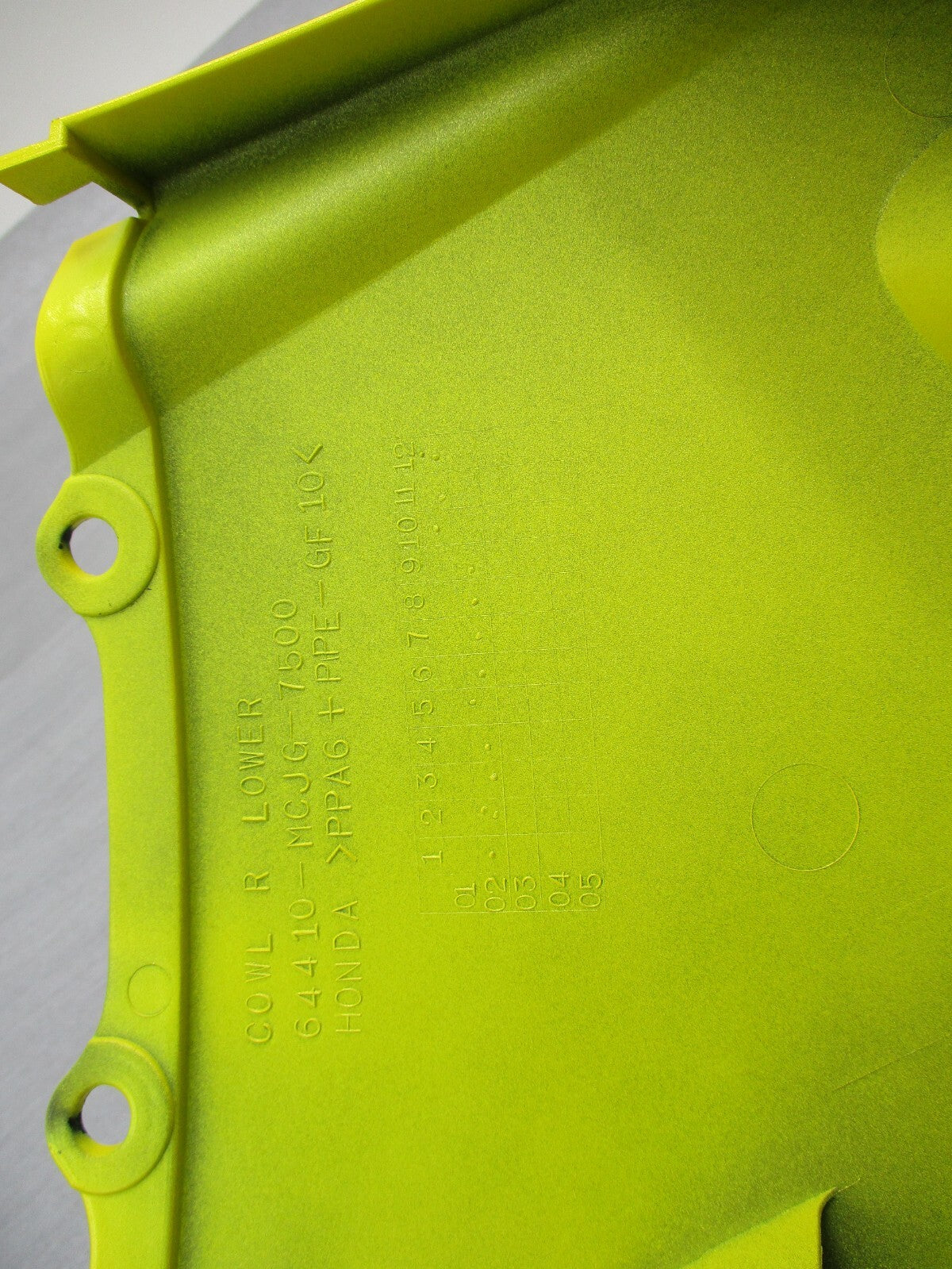 CARENA INFERIORE HONDA CBR 954 FIREBLADE '03 (64400-MCJ-D10ZG)